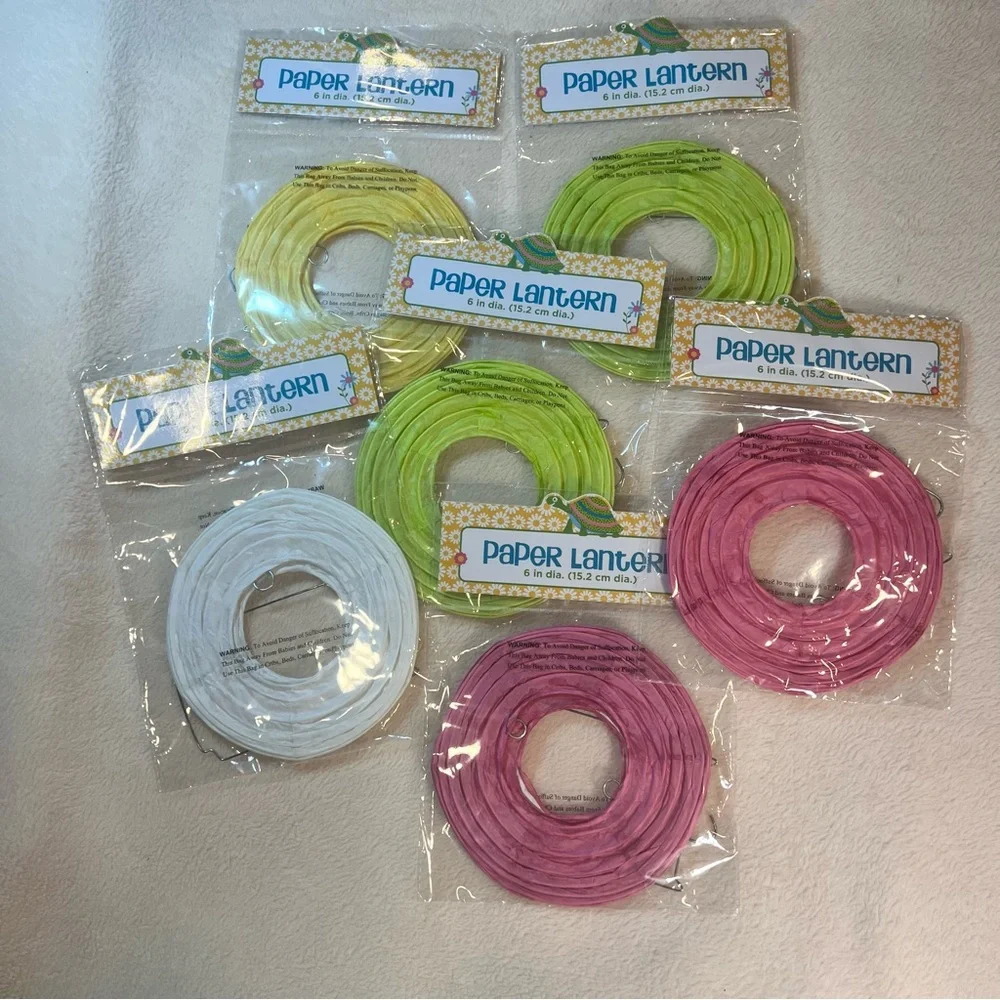 🔆 Bundle items 6 for $30 Paper Lanterns‎ Bundle of 6